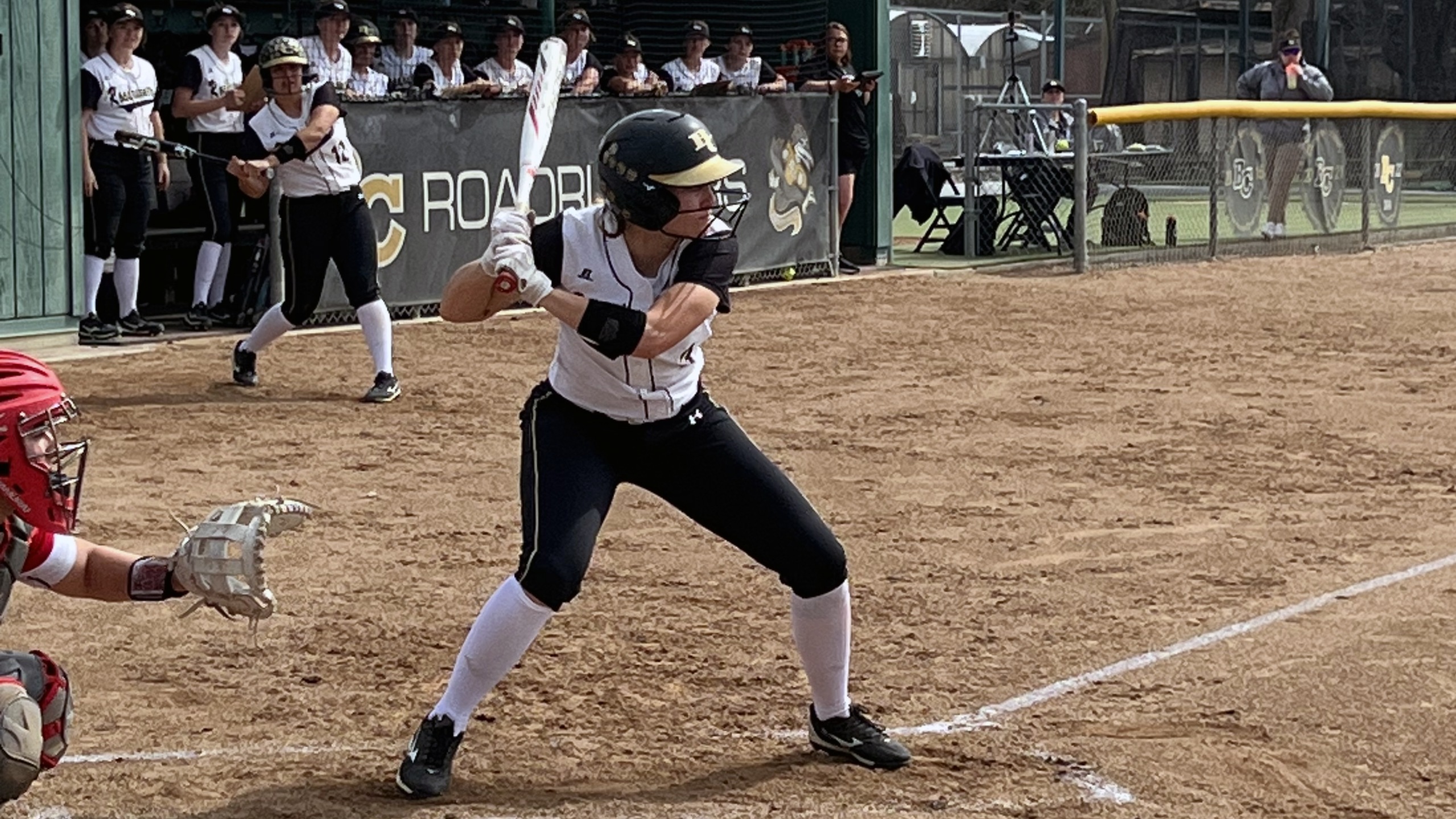 No. 9 Softball Wraps First Half of Conference Play with Wins Over Shasta
